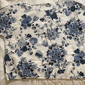 Liz Claiborne Navy and White Floral Blouse